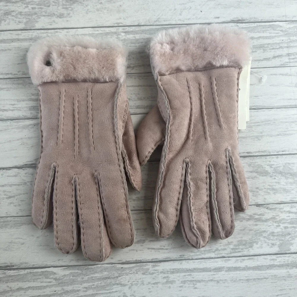 Ugg‎ Womens Gloves Exposed Sheepskin Pink Cloud Size Small